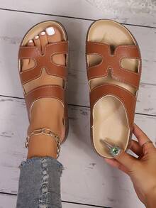 Women's Sandals - 2025 Latest Women's Flat Sandals - Hollow Out - Fashion Casual - Plus Size - Comfortable - Non-Slip - Beach - Home - Versatile Flat Sandals