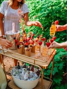 1/6 件，定制个性化香槟杯，玻璃材质，10 盎司/290 毫升，可定制名称和标题，婚礼香槟杯适用于婚礼、婚礼装饰、个性化玻璃杯、派对装饰、伴娘礼物、生日、单身派对装饰、新娘送礼会、单身派对和特殊场合，适合新郎、新娘、伴娘、伴郎 - 蛋杯色 - 查看 6