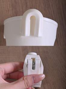 1个/款式可选婴儿推车/轮椅杯架，带手机支架 - 耐用ABS材质，黑色 - 适合父母、护理人员和轮椅使用者 - 通用兼容性 - 送给新手父母和老人的完美礼物（螺丝式设计，可开合调节松紧度；杯架槽宽8.6厘米，高9.5厘米；请勿放置高度超过23厘米的杯子，以免不稳而掉落）