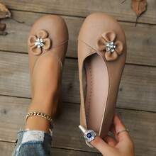 Mocassins pour femmes, chaussures plates, confortables et élégantes avec un tissu intégré de fleurs en strass, nœud papillon