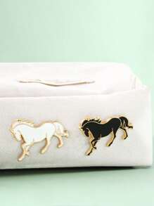 1pc Literary Gift: Dream As A Horse Emblem Brooch Lucky White Horse Exam Black Horse Bag Pendant Suitable For Clothes, Shirts, Ties, Suit Collars, Jackets, Backpack Accessories Office Accessories Jewelry Christmas Halloween Pins, Autumn-Winter Accessories, Suitable For Teens, Youth, Men, Casual, Outdoor, Athletic, Vacation, Graduation Gifts, Birthday, Daily Wear Clothes Pin Funny Cute Teacher Gifts Costume Accessories Bag Charms - Many - View 4