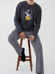 Piżama męska na wiosnę i jesień, okrągły dekolt, bluza z nadrukiem astronauty i niedźwiedzia, długi rękaw, spodnie w paski, dwuczęściowy zestaw, swobodny, wygodny, można nosić poza domem, ubrania na zimę - Wielokolorowe - Zobacz 6