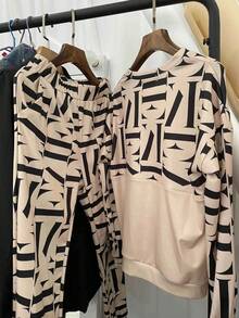 Conjunto de dos piezas para mujer, camisa y pantalones deportivos con estampado de letras casuales de estilo vintage boho para ropa urbana. - Beis - Ver 2