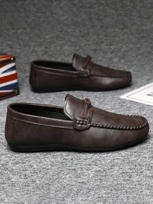 Men's Loafers Classic Fashion Comfortable Formal Shoes, Slip-On Lightweight Moccasins Penny Loafers, Men's Casual Shoes Suitable For Valentine's Day, Outing, Party (Loafers Run Small, Customers With Large Feet Are Advised To Order One Size Up)