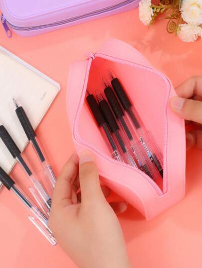 1 علبة قلم من السيليكون، صندوق قرطاسية بسيط، حقيبة تخزين القرطاسية، كيس قلم، علبة قلم سعة كبيرة. علبة قلم من السيليكون قابلة للتخصيص بسعة كبيرة، مثالية للمدرسة والمكتب، حقيبة قلم سيليكون واحدة للعودة إلى المدرسة، لوازم المدرسة، هدايا للأطفال، العودة إلى المدرسة، لوازم المدرسة