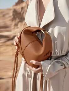 新款女士云褶午餐包，大容量，多功能便当盒包，小众设计，斜挎包，通勤手提包，时尚单肩包，托特包