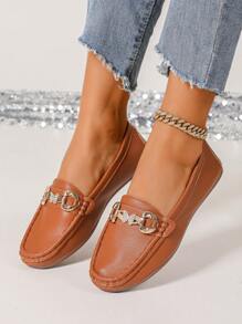 棕色平底乐福鞋，新款春秋蝴蝶水钻圆头休闲一脚蹬舒适驾车鞋