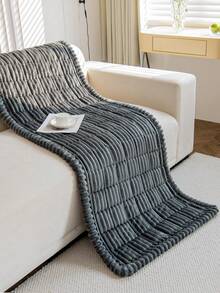 1件加厚深灰色羊毛沙发套，保暖柔软，可作毯子或披肩使用，四季皆宜，可机洗手洗，防尘防污，是保护宠物家具的理想之选，非常适合日常使用、秋季装饰、房间装饰、返校季，适用于2/3/4座沙发（多种尺寸可选）。 - 深灰色 - 查看 6