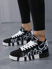 Women's Random Letter & Graffiti Print Rubber Sole High-Top Sneakers, Comfortable Daily Casual Street-Style Couple Sports Shoes - Black and White - View 2