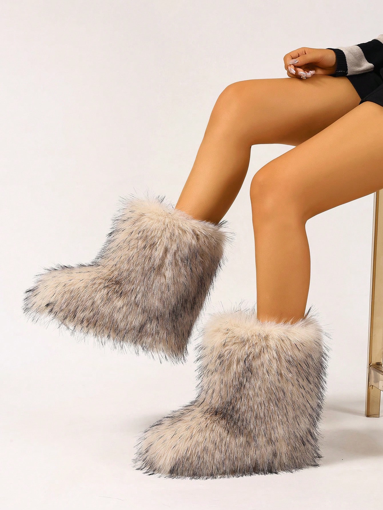Faux fur patchwork boots