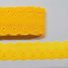 English Embroidery Piece 5cm Wide - 13.70 Meters Long. Embroidered Lace - 金色 - 查看 1