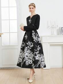 Luxury Jacquard Women's Long Sleeve Black V-Neck Party Dress