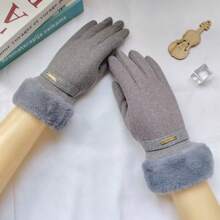 女士冬季骑行、滑雪、徒步触屏保暖手套一双装 - 加厚米色毛边保暖手套，无弹性防寒手套，适合户外活动和日常使用，舒适保暖内衬，休闲风格