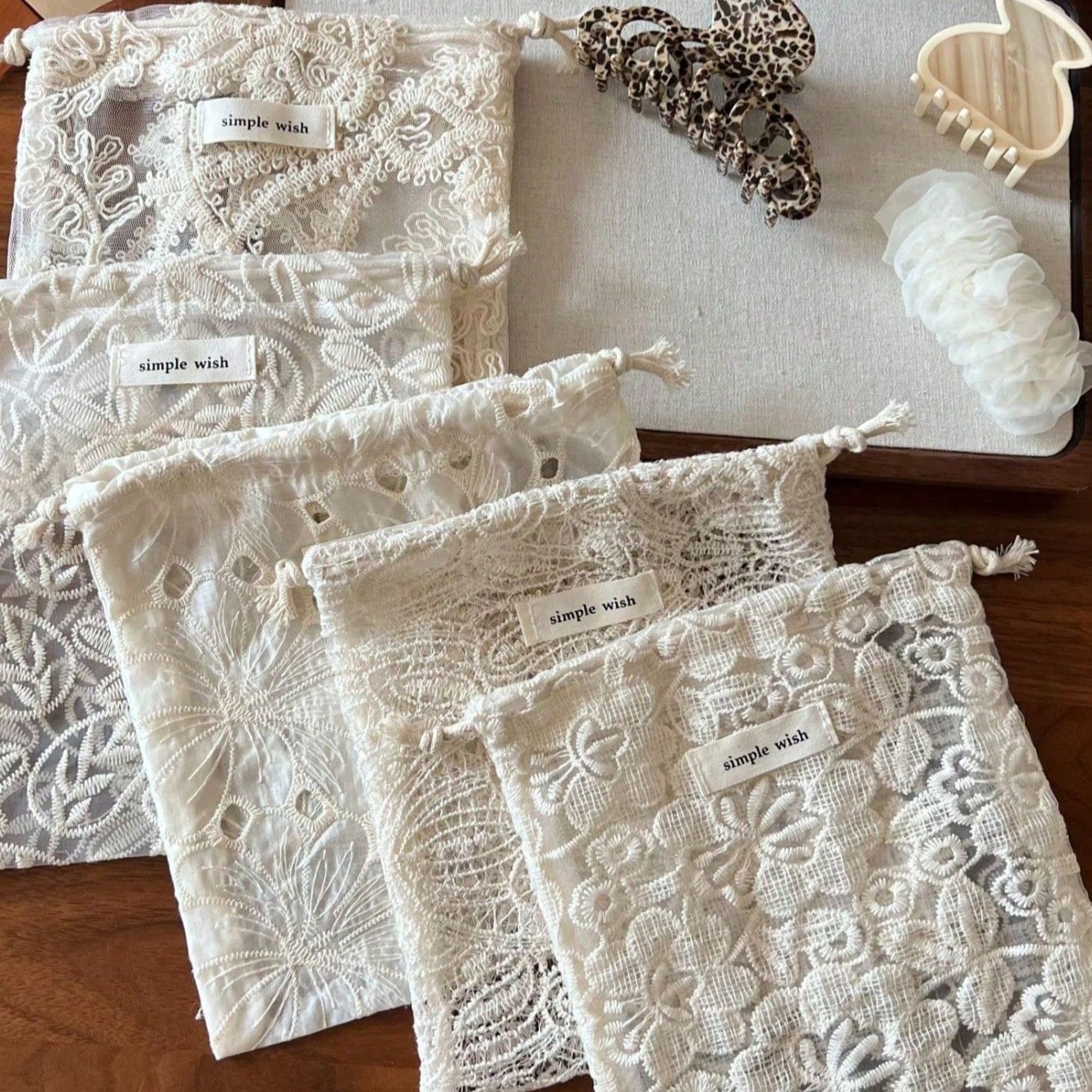 1pc Apricot Vintage Lace Embroidered Drawstring Small Cloth Bag, Can Be Used As Storage Bag, Travel Organizer, Jewelry Pouch, Cosmetic Bag, Coin Purse, Tissue Paper Holder, Sanitary Napkin Holder, Gift Packaging, Suitable For Travel, School, Vacation, Birthday, Wedding, New Year Gifts, And An Essential Travel Accessory For Women