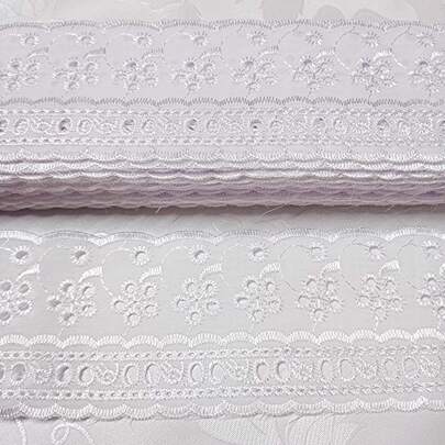 Bordado Inglês com Passa fita 6,5cm , Tira Bordada Branca 13,70 Mts Peça.