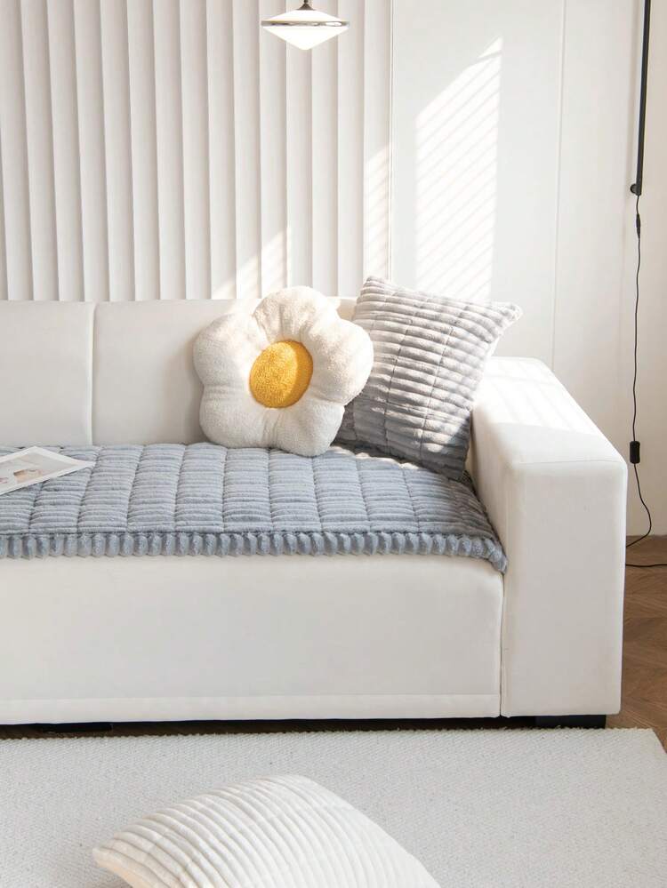 1pc Soft Velvet Sofa Cover, Comfortable And Soft, Suitable For All Seasons, Machine Washable And Hand Washable, Ideal For Protecting Pet Furniture, Perfect For Daily Use, Room Decor, Back To School Season, Fits 2/3/4 Seater Sofas (Multiple Sizes Available) - Light Grey - View 9