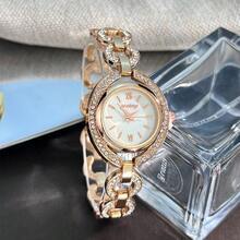 Modische Damen Armbanduhr im Römischen Stil, Luxus personalisiertes Stahlarmband Quarz Armbanduhr für Frauen, Neues beliebtes Damen Armbanduhr Modell