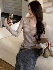 性感V领喇叭袖针织毛衣上衣，秋冬厚套头衫 - 卡其色 - 查看 4