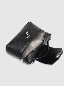 The 2025 New Vintage Ostrich Leather High-End Handbag Is Fashionable And Versatile. It Features A Classic Minimalist Style. The PU Leather Animal Ostrich Pattern Printed Single-Shoulder Bag, Handbag Chain Crossbody Bag, Valentine's Day. It Is High-End, Soft, Fashionable And Convenient To Carry. The Metal Lock Is Very Suitable For Daily Commuting, Shopping, Young Women, College Students, Newlyweds And White-Collar Workers