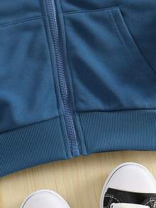 Young Boy Solid Color Drop Shoulder Long Sleeve Zip Front Casual Loose Hoodie Jacket, Suitable For Autumn And Spring Wear. This Jacket Is Not Only Suitable For Going To School, But Also Suitable For Wearing At Home.