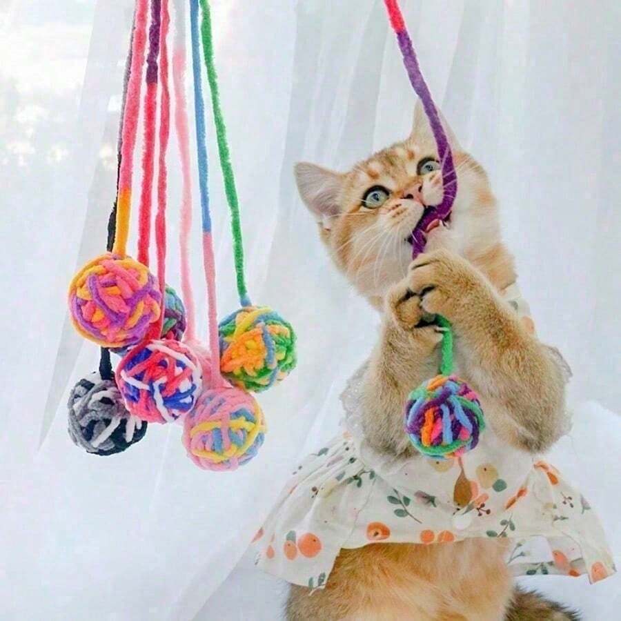 1pcs Cat Toy Wool Rainbow Ball Braided Ball With Tail Teasing Cat Pet Toy Wool Ball Contains Beads Sounding Ball