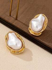 1 Pair Vintage Asymmetrical Geometric Pearl Earrings For Women, Elegant Earrings Suitable For Women's Daily And Party Wear, All Seasons, Gift