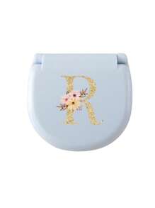 1个蓝色缝纫工具盒，金色三花字母图案，金色A-Z字母图案，缝纫初学者完美礼物：1套便携式迷你缝纫工具包 - 可折叠，DIY缝纫用品和配件，适合旅行者和应急衣物收纳，迷你针盒，便携式小型针包，缝纫工具组合套装，适合酒店、宿舍、学校必备