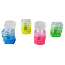 1pc Macaron Color Mini Portable Flip-Top Plastic Pencil Sharpener, Random Style