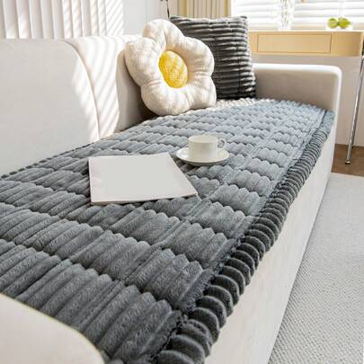 1pc Thick Fleece Dark Gray Sofa Cover, Warm And Soft, Can Be Used As A Blanket Or Shawl, Suitable For All Seasons, Machine Washable And Hand Washable, Dust And Stain Resistant, Ideal For Protecting Pet Furniture, Great For Daily Use, Autumn Decor, Room Decor, Back To School Season, Fits 2/3/4 Seater Sofas (Multiple Sizes Available)