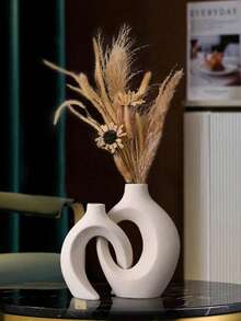 Creative And Romantic Decoration, Nestled In A Vase, Is A Decoration For Wedding Venues, Tabletop Decoration, Room Decoration, Bedside Table Decoration, Wine Cabinet Decoration, And Also A Gift For Family And Friends. It Is A Beautiful Wedding Souvenir