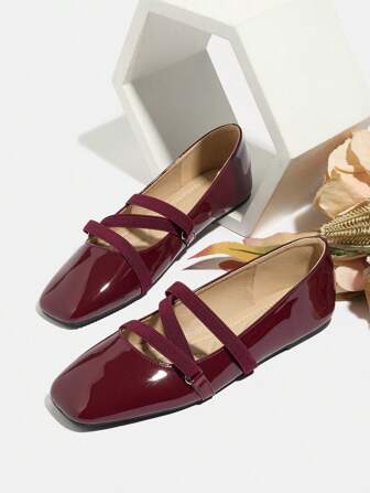 Bailarinas de punta cuadrada rojas brillantes con correa elástica, de tacón bajo elegante y versátil, cómodas y fáciles de usar, adecuadas para Navidad