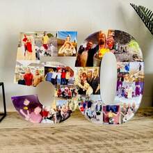 定制圣诞礼物，可定制1至99的数字、2026岁生日照片、A、B、C、D、E字母主题照片、成长照片拼贴画，生日礼物、圣诞照片礼物，母亲节和父亲节的完美礼物，送给爱人和朋友的理想礼物。秋季家居焕新，圣诞装饰，营造温馨家居氛围，办公室装饰，优雅生活