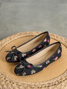 Women's Bow Tie Flat Round Toe Low Heel Embroidered Floral Slip-On Fashion Versatile Ballet Flats, Suitable For Autumn/Winter And Christmas - 黑色 - 查看 3