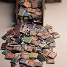 5PCS Mini Bookshelf Decorations - Vintage Style, Imitation Wood, Desktop Display - Perfect For Wedding And Home Decoration - Unique Relaxing Gift Idea, Random Style Delivery