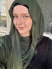 1件柔软纯色针织头巾，丝绸混纺围巾，适合搭配连衣裙 - 軍綠色 - 查看 3