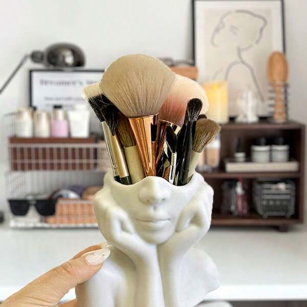 1 قطعة حاوية تخزين فرش المكياج على شكل تمثال لطاولة الزينة في الحمام