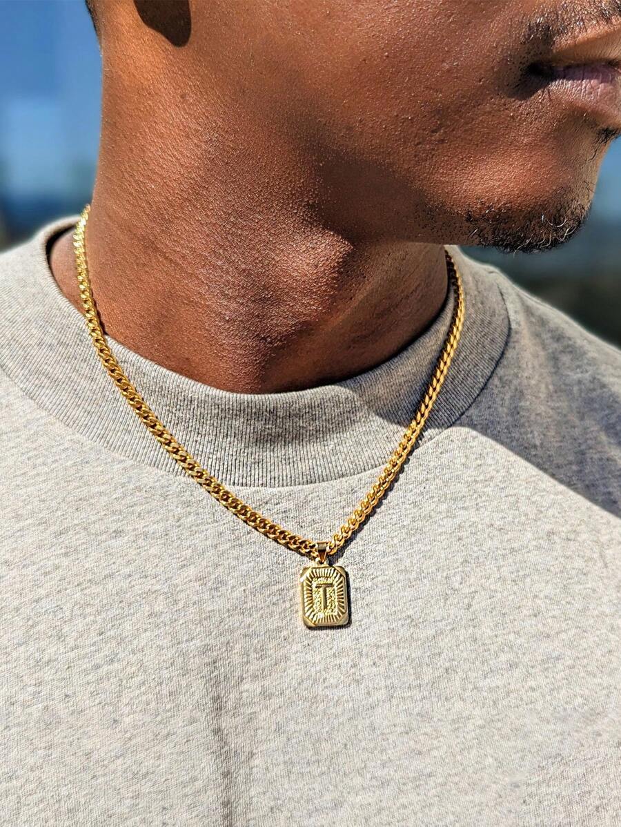 1pc Fashion Punk Geometric Pattern Titanium Steel 26 Initial Letter Men's Necklace, Surname/Name Pendant, Suitable For Daily Wear And Boyfriend Birthday Gift