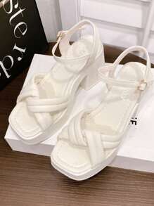 女士休闲粗跟凉鞋，时尚百搭厚底高跟鞋