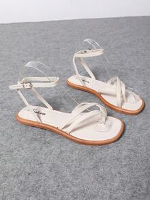 2025 Women's Summer Ankle Strap Fashionable Color Block Flat Sandals, Suitable For Spring, Summer, Beach, Casual, Mother's Day Gift, New Style Metal Buckle Flat Roman Sandals - White - View 7