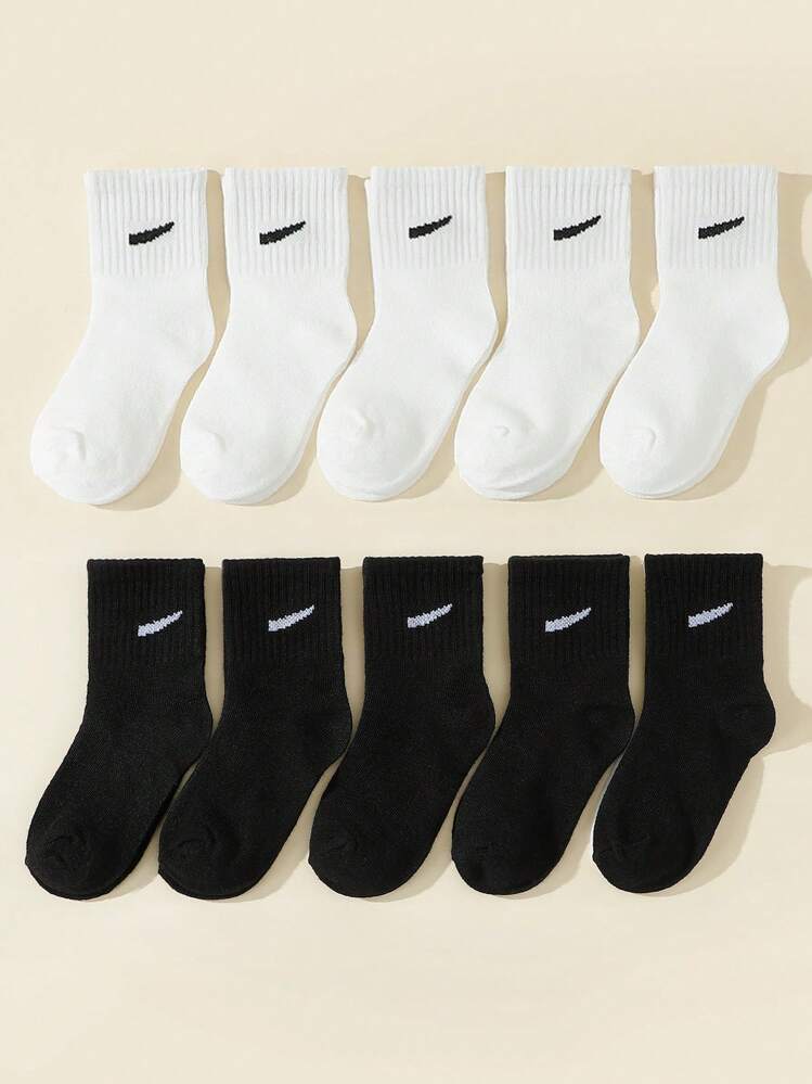 10 أزواج من الجوارب متوسطة الطول ذات اللون الأحادي الأسود/الأبيض/الرمادي، قابلة للتنفس للاستخدام اليومي والرياضي، عودة إلى المدرسة - أبيض وأسود - مشاهدة 6