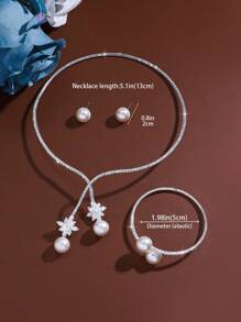 1件优雅仿珍珠和水钻装饰银项链，新娘婚礼颈链首饰