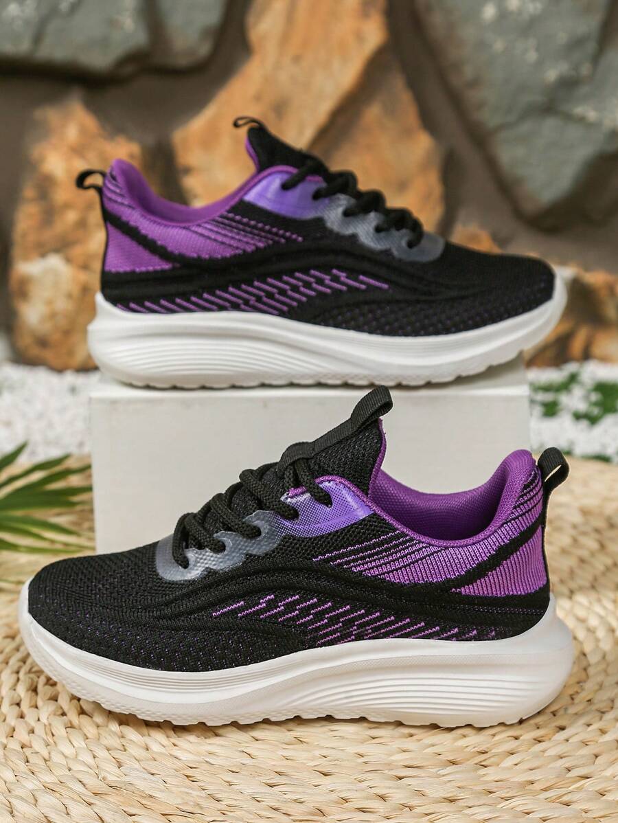 1 Pair Classic Boys' Sports Shoes, Fashionable & Simple Solid Color Girls' Sports Shoes, Comfortable Non-Slip Durable Lightweight Running Shoes, Hook And Loop Easy To Wear, Molded Fit Stable Foot, Simple Style Running Shoes Suitable For Daily Wear