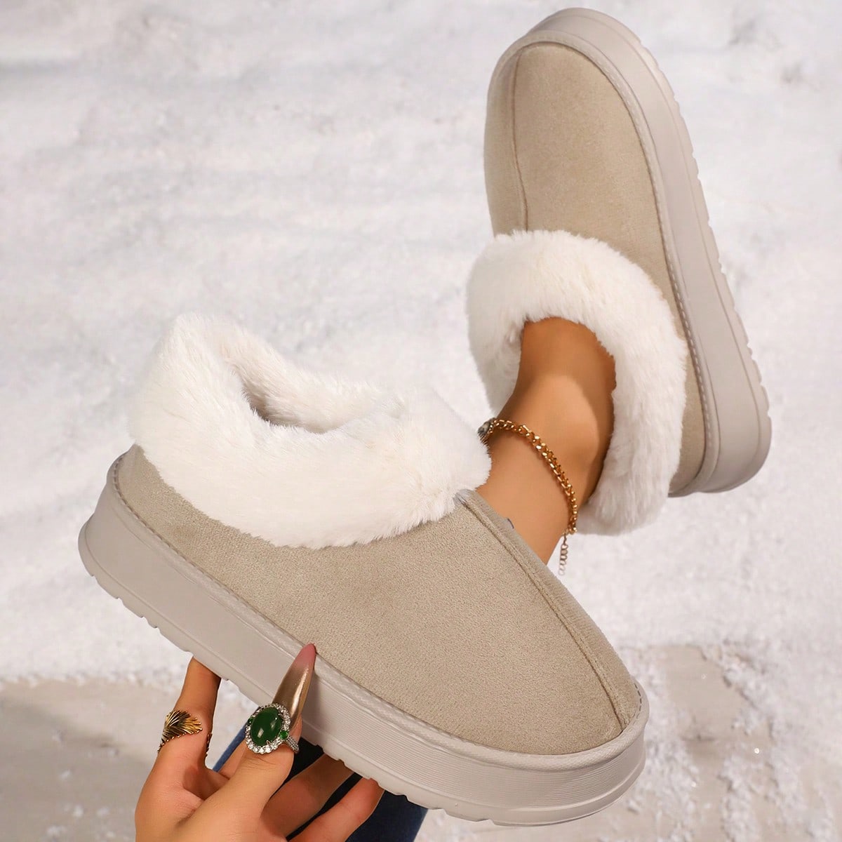 Women Slippers Fluffy Cozy Fashion Slippers Warm Soft House Slippers,House Slippers Women,Women’s Winter Slippers, Platform Snow Boots, Thickened Flat Boots, Warm Shoes, Outdoor Non Slip Boots,Uggs Knockoff,Winter Boots For Women