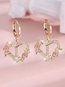 1 对心形首字母方晶锆石环形耳环，适合女士少女，精美心形雕刻 26 个字母 A-Z 和个性化名字花朵耳环，适合日常情人节珠宝生日礼物、妈妈、母亲、母亲节、礼物 - 花心形字母 - 查看 36