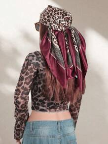1 pieza Pañuelo de mujer con estampado clásico de leopardo, suave y cómodo, amigable con la piel, pañuelo para el cuello casual para protección solar, ideal para estilizar, 90*90cm