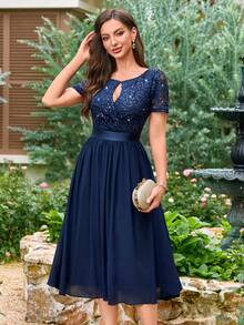 MIUSOL Váy midi dáng chữ A bằng chiffon xếp ly, cổ khoét hình giọt nước, viền ren hoa đính sequin, gấu váy lượn sóng, chất liệu chiffon, thích hợp cho tiệc cưới. - Màu xanh hải quân - Xem 6