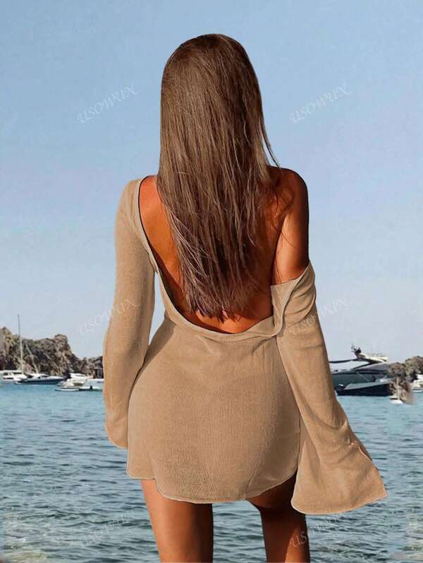 Minimalistische sexy durchsichtige Strand Urlaubs Glockenärmel rückenfreies figurbetontes kurzes Kleid in Unifarbe für Frauen, Frühling/Sommer