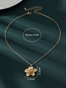 Gold 3D Floral Pendant Necklace - Textured Petals, Festival & Party Statement Jewelry, Euro-American Minimalist Style - 金色 - 查看 5