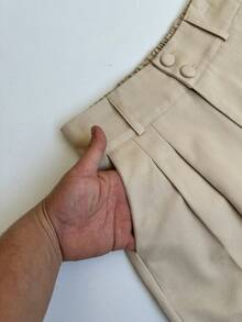 Women's Twill Shorts With Elastic At The Back. (Model With Twill Fabric That Does Not Mark) Simple Pocket - Màu be - Xem 2