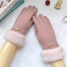 女士冬季骑行、滑雪、徒步触屏保暖手套一双装 - 加厚米色毛边保暖手套，无弹性防寒手套，适合户外活动和日常使用，舒适保暖内衬，休闲风格